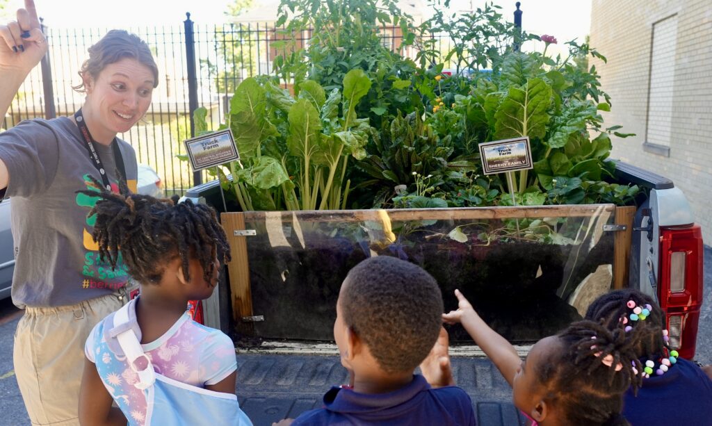 Children at the DC Central Kitchen Farm Truck